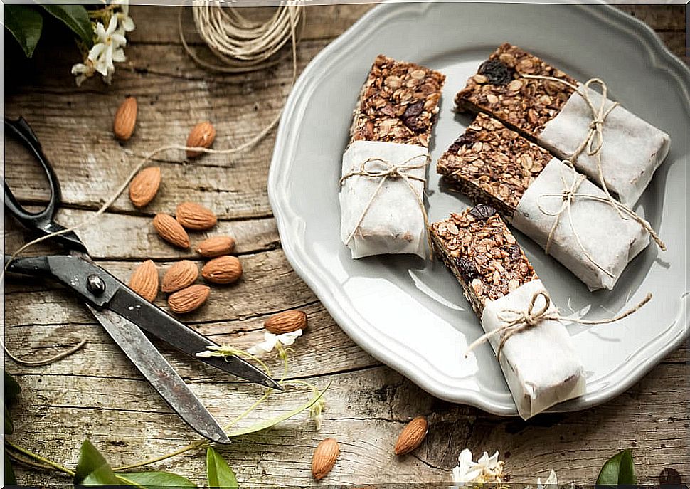 Energy and healthy cereal bars.