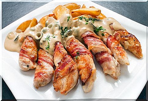 chicken breast and bacon rolls