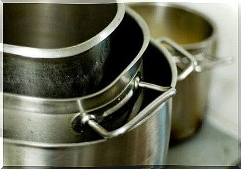 Kitchen supplies: how to have sparkling pots.